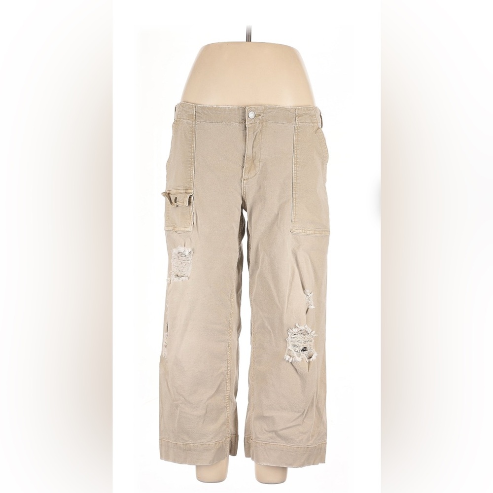 Anthropologie Pilcro size 32 tan wide leg distressed cargos w/slight crop